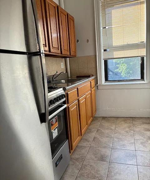 2315 Steinway St #2 — Photo 1