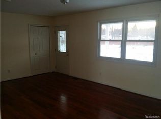 16091 Farnum St, Romulus, MI 48174