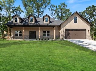 28 Magrath Cir, Bella Vista, AR 72715