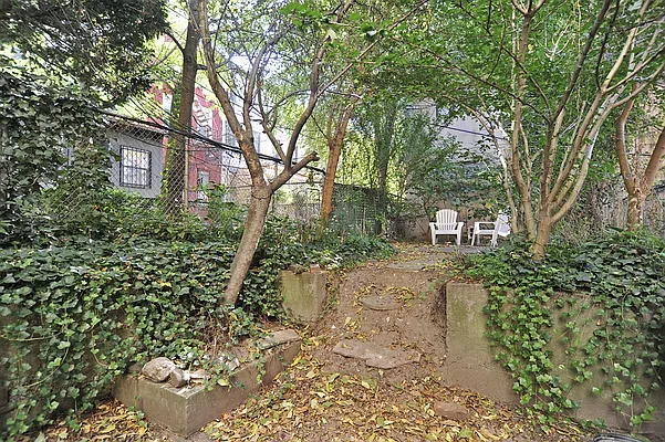 Sold by Corcoran | media 4