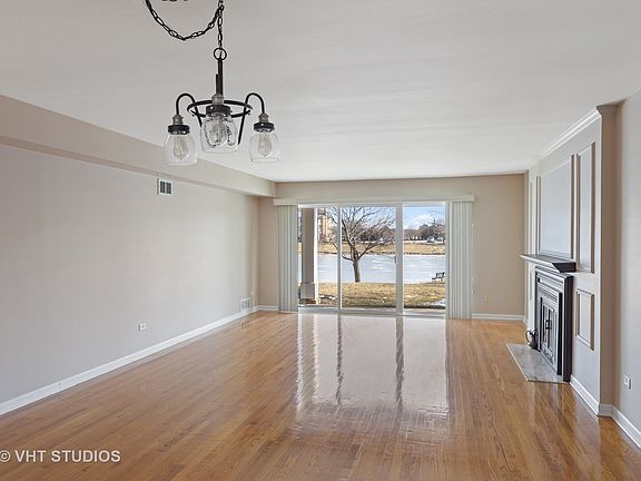 4th image of 5601 Carriageway Dr APT 114-B