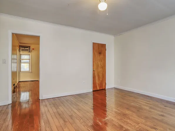 911 17th Street image 15 of 16