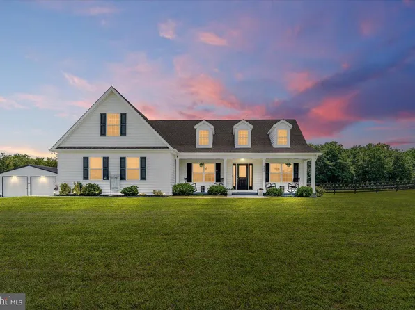 352 Basset Ln, Ranson, WV 25438