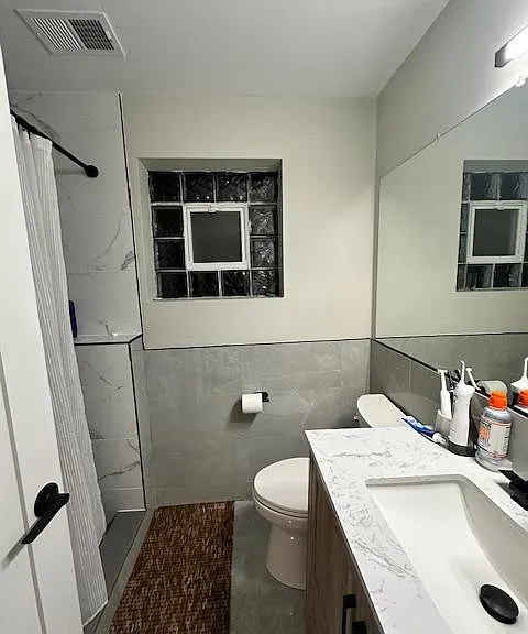 1822 W Augusta Blvd #2 — Photo 8
