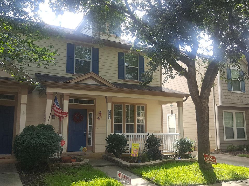 Welcome Home * All in a master-planned community. * Walking distance to elementary school/park/pool. * Zoned to exemplary-rated elementary school.