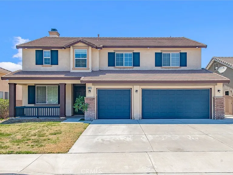 6915 Cedar Creek Rd — Photo 1