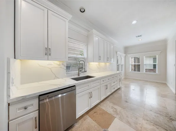 4216 Eli St, Houston, TX 77007