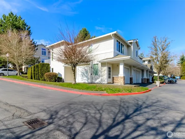 22105 41st Place S #101, Kent, WA 98032