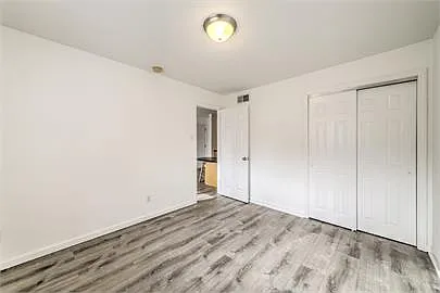 3844 Park Ave #4 — Photo 4
