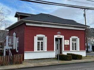 202 N Oregon St, Yreka, CA
