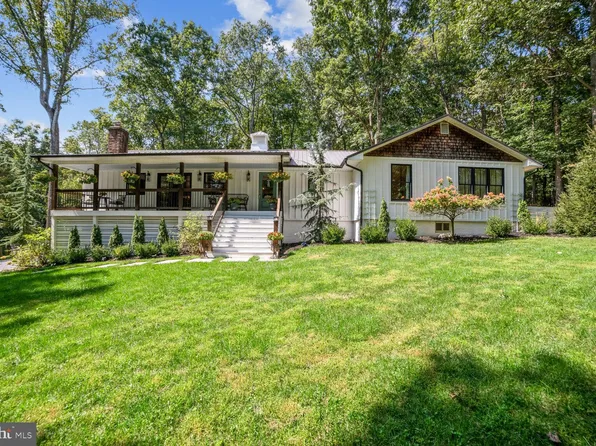 8308 Mariner Ct, Gaithersburg, MD 20882