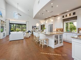 6807 Sand Pointe Cir, Naples, FL 34108