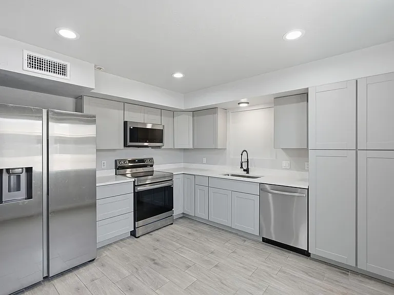 3455 S Magda Ave — Photo 16