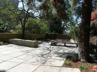 2101 Roscomare Rd, Los Angeles, CA 90077