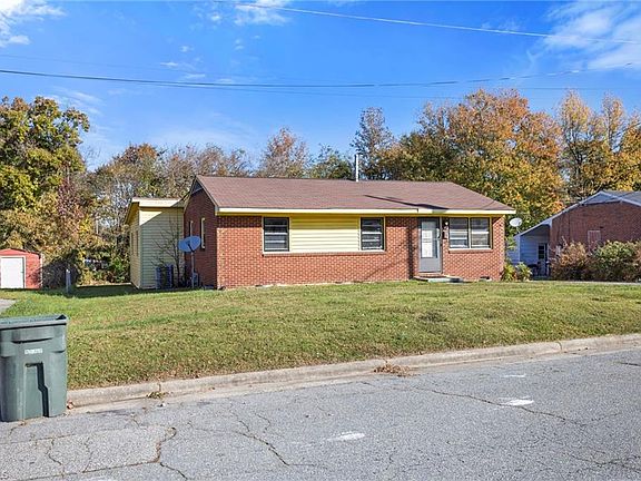 2nd image of 4113 Wooddale Ln
