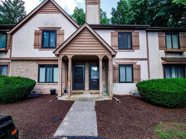 3065 Cooper Bluff Dr, Columbus, OH 43231