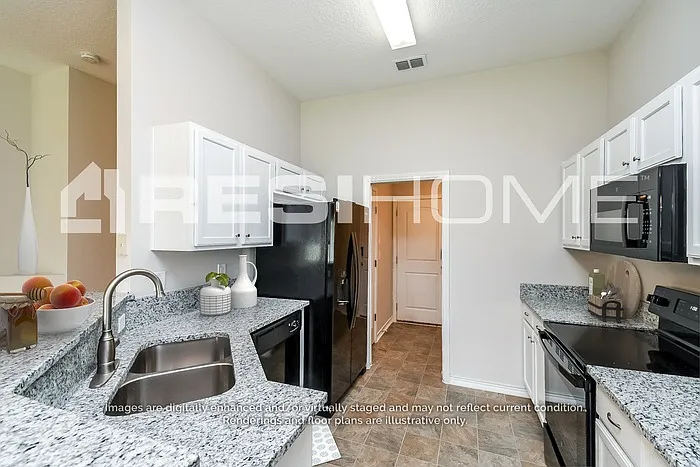 3 bed, 2.0 bath, 1346 sqft, $1,725 — Photo 2