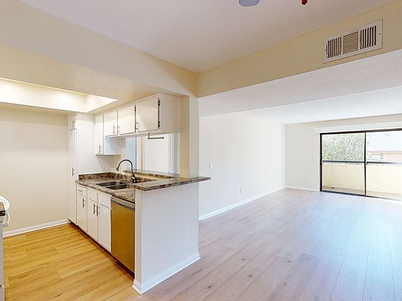 4th image of 15123 Sherman Way APT 303