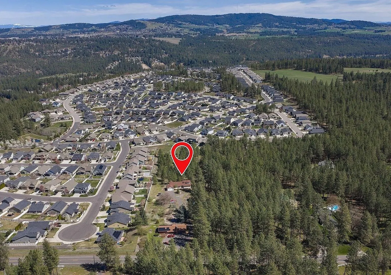 Private 2.5-Acre Country Retreat Minutes from Downtown Spokane — Photo 3