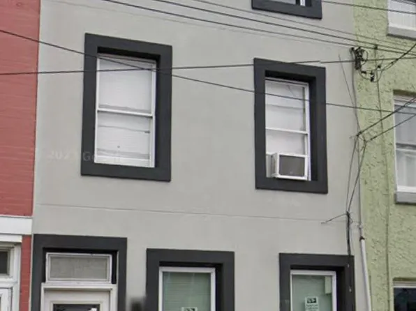 2526 Coral St, Philadelphia, PA 19125