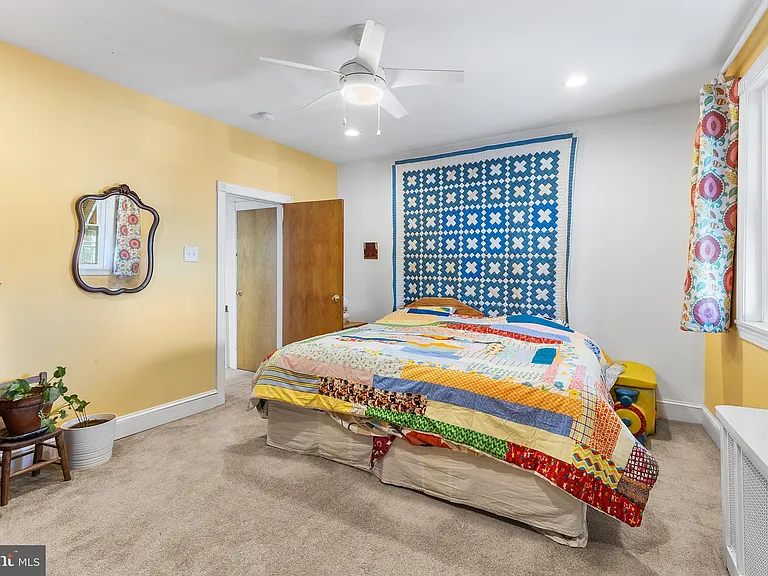 1513 E Moyamensing Ave — Photo 12
