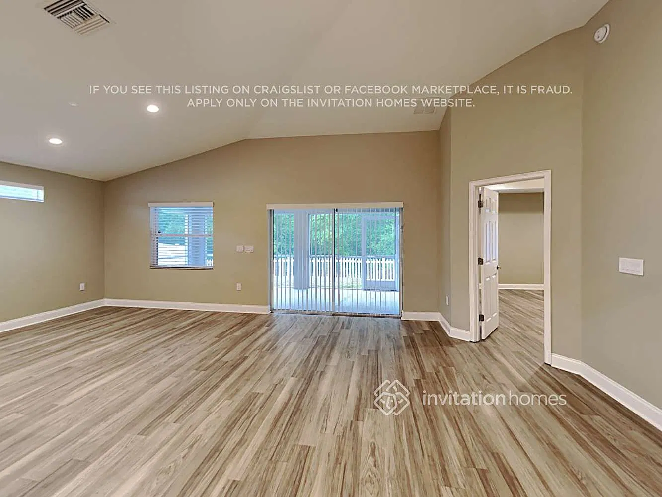 35102 Long Island Ct Zephyrhills, FL 33541 — Photo 4