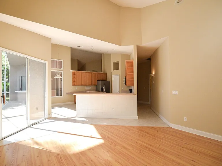 5313 Lake Bluff Ter — Photo 11