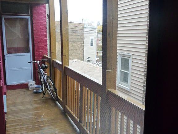 4th image of 3605 N Oakley Ave #2