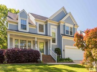 210 Hunters Xing, Cary, NC 27518