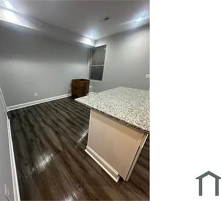4 bed, $2,900 — Photo 3
