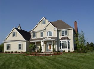 568 Starboard Ct, Grafton, WI 53024