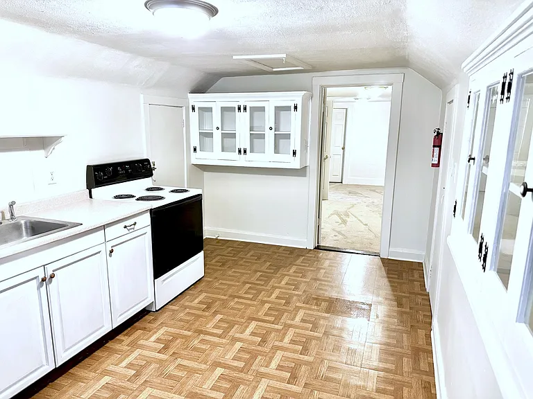1214 8th St #3 — Photo 8
