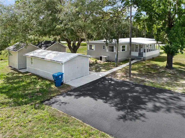 8102 Cessna Dr, Spring Hill, FL 34606