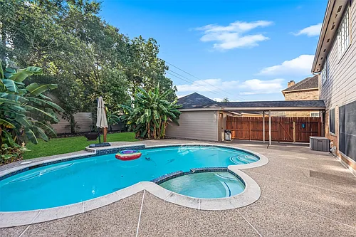 4422 Pine Breeze Dr Photo 1