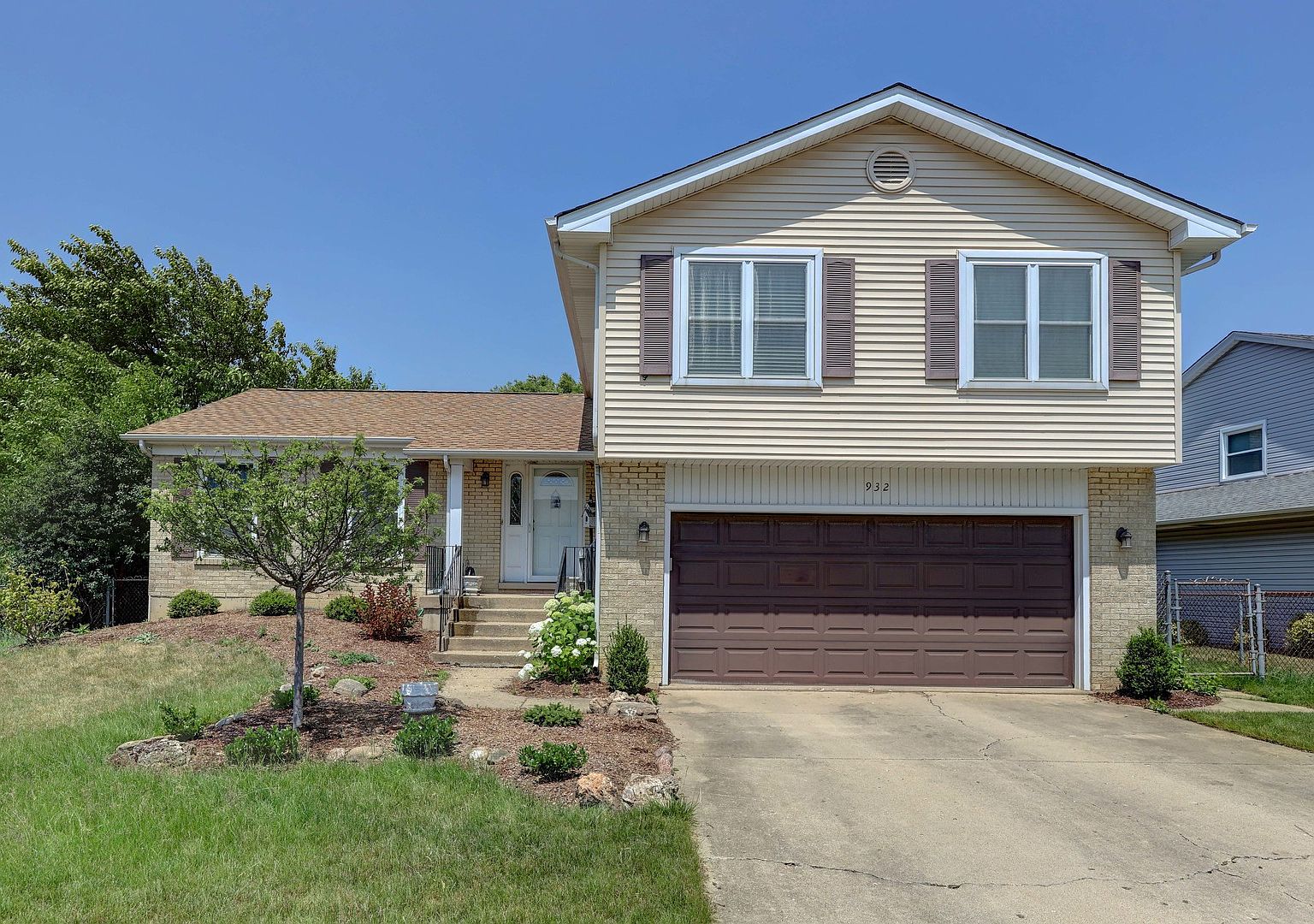 932 Pheasant Walk Dr, Schaumburg, IL 60193 MLS 11805226 Zillow