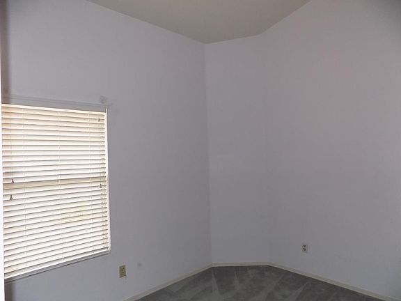 5th image of 4453 E Verbena Dr