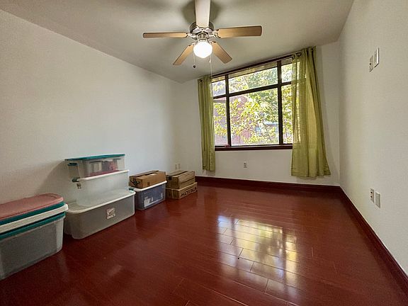 4th image of 132-29 Blossom Ave #3