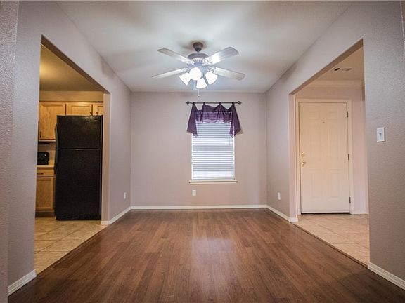 4th image of 4405 SW Limestone Ave