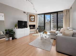 1309 N Wells St, Chicago, IL 60610