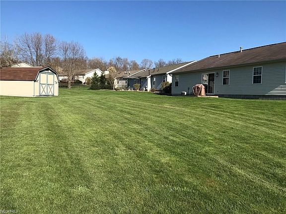 4th image of 6788 Fox Crossing Ct