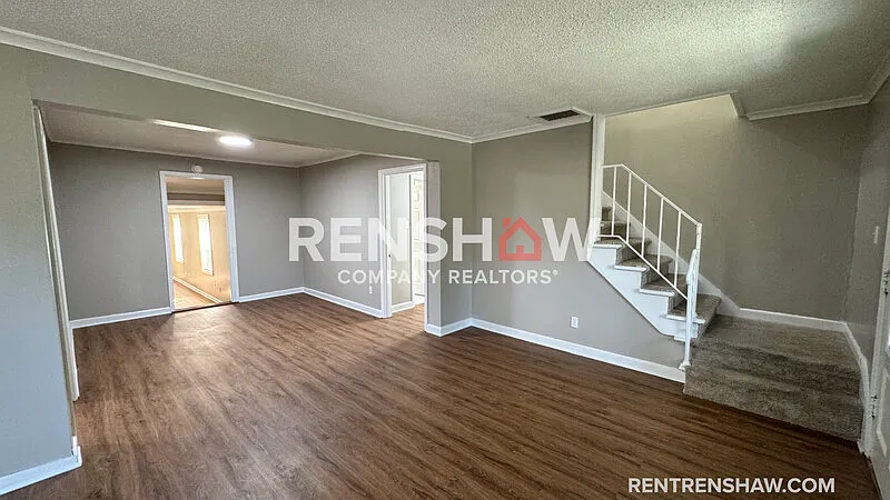 4 bed, 2.0 bath, 2176 sqft, $1,550 — Photo 3