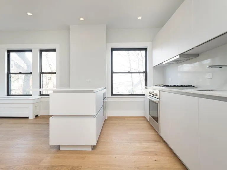 127 Highland Ave #29 — Photo 4