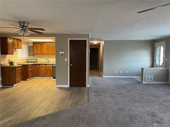 5th image of 4869 Thoreau Ave