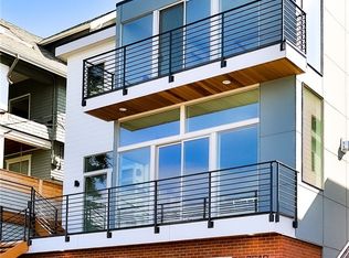 2540 13th Ave W, Seattle, WA 98119