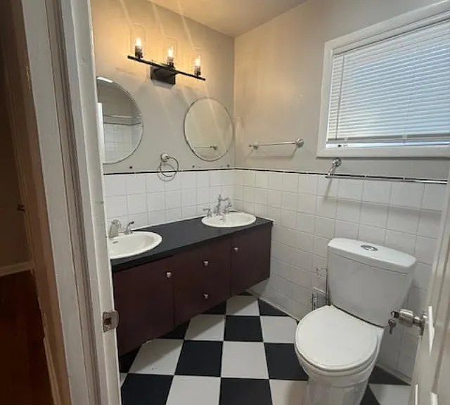 2439 Plantation Dr — Photo 17