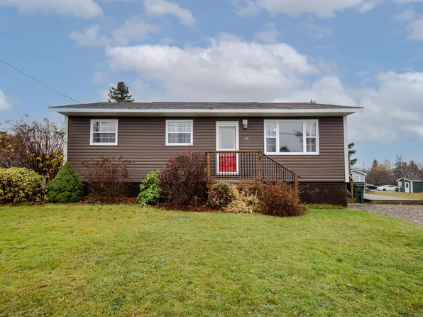 10 Sheridan Dr, Sydney River, NS B1S 3K2