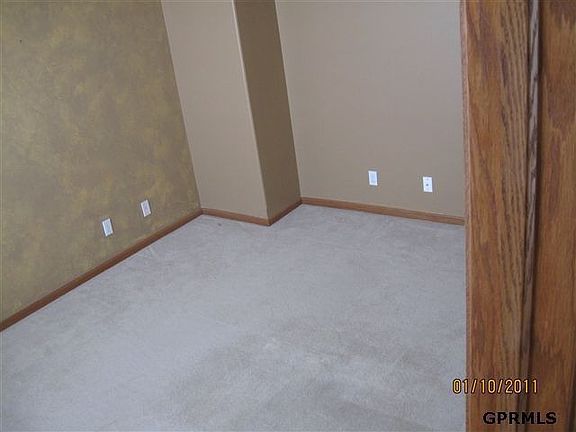 4th image of 3125 N 169th St