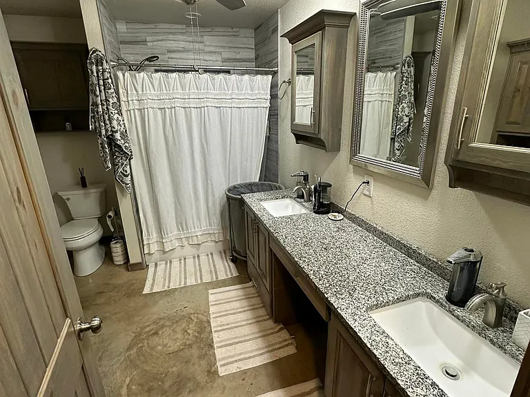 260 Mill Rd #A — Photo 17