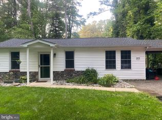 344 Oak Dr, Lusby, MD 20657