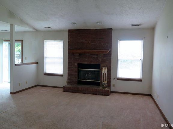 2nd image of 237 N Wilmington Ln